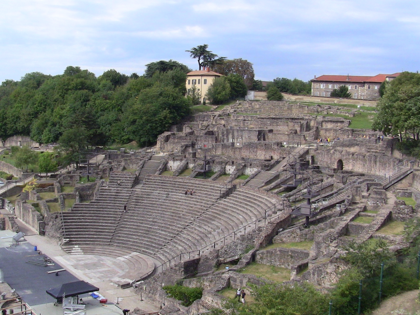 https://www.yizuo-media.com/photos/cpg/albums/userpics/10002/Amphitheater_von_Lyon_.jpg