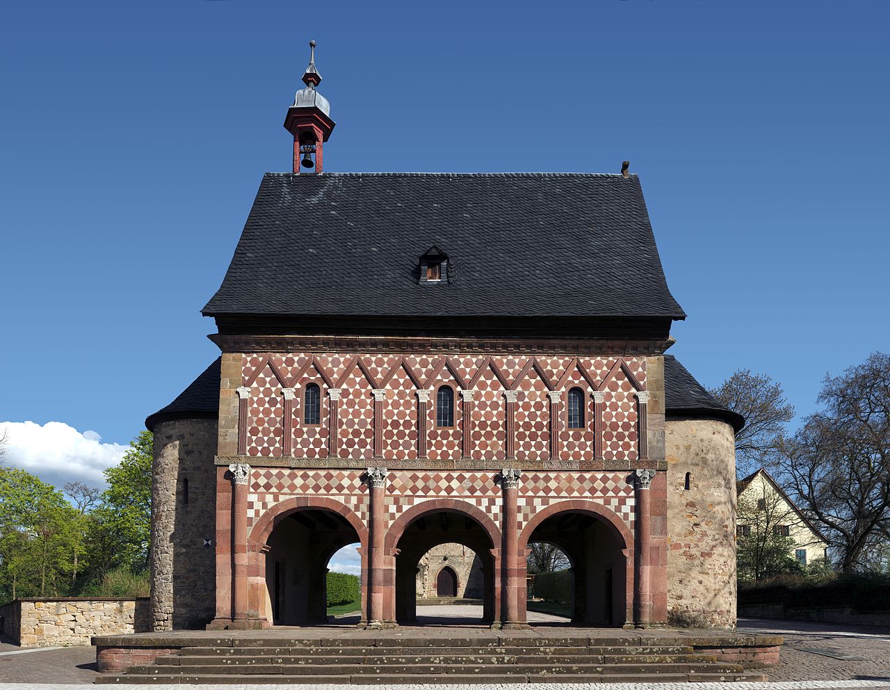 /assets/contentimages/Benediktiner-Abtei_und_Kloster_Altenmuenster.jpg