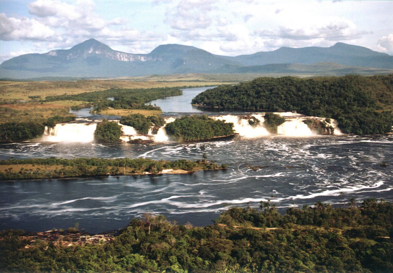 /assets/contentimages/Canaima_National_Park~1.jpg