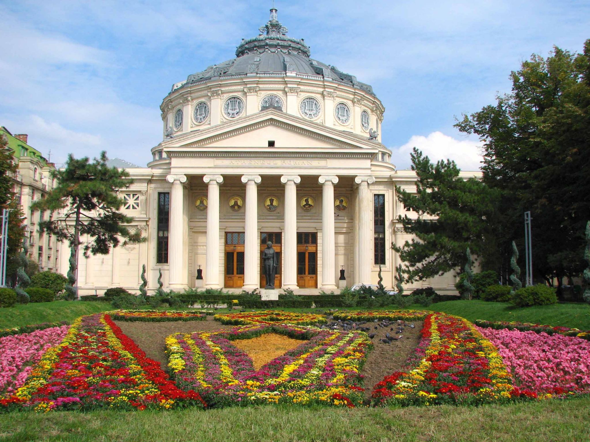 https://www.yizuo-media.com/albums/albums/userpics/10003/Romanian_Atheneum.jpg