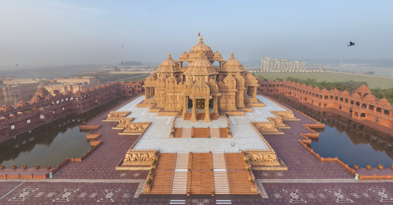 http://www.net4info.de/photos/cpg/albums/userpics/10002/Swaminarayan_Akshardham.png