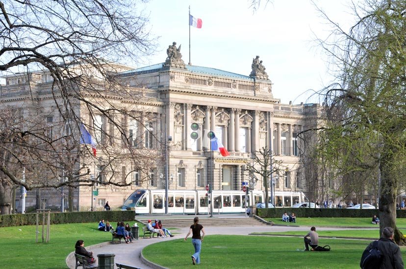 https://www.yizuo-media.com/albums/albums/userpics/10003/Theatre_national_de_Strasbourg.jpg