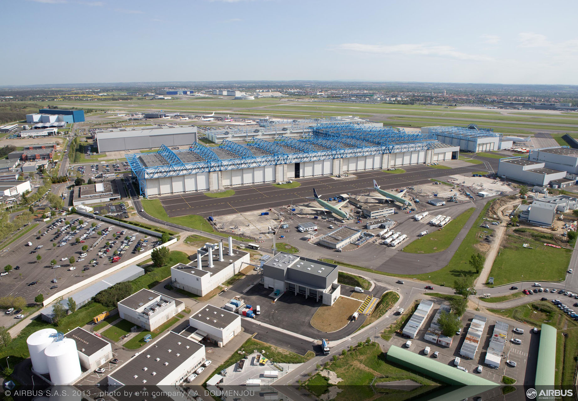 https://www.yizuo-media.com/photos/cpg/albums/userpics/10001/airbus_toulouse.jpg