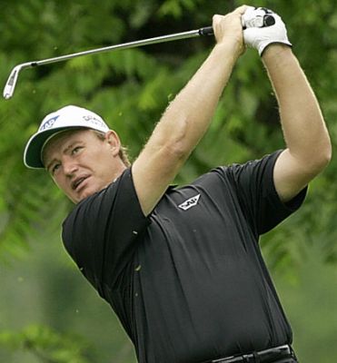 http://www.net4info.eu/albums/albums/userpics/10003/normal_Ernie_Els.jpg