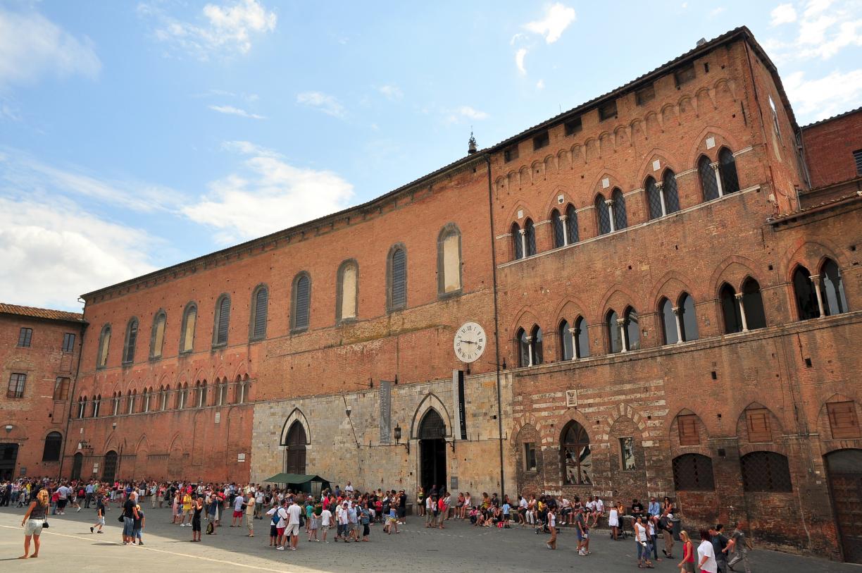 https://www.net4info.de/photos/cpg/albums/userpics/10001/santa_maria_della_scala_siena.jpg